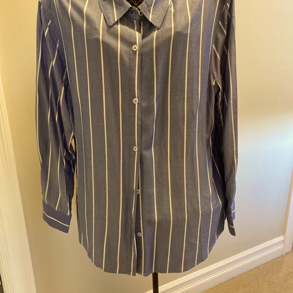 Ladies button down shirt